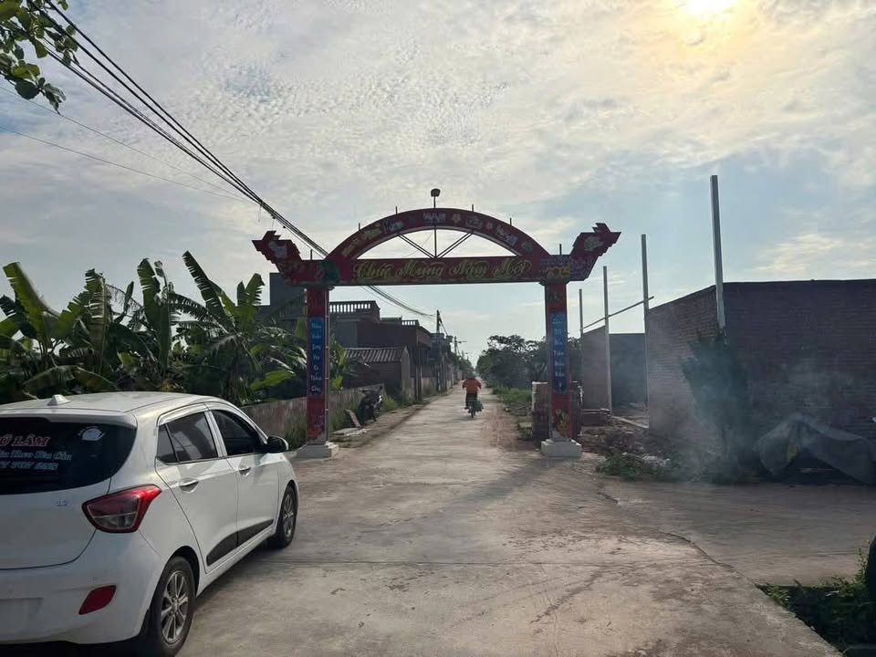 Biệt thự Phong Châu, Đông Hưng 320m² giá 1 tỷ - Mặt tiền 16m, cơ hội đầu tư hấp dẫn!