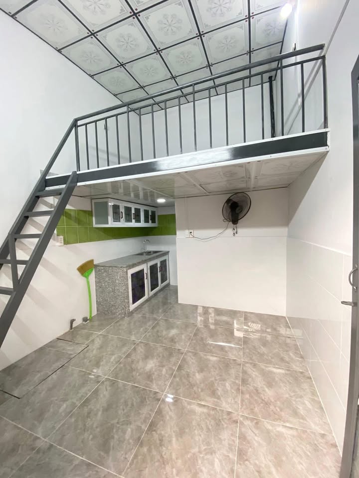 Nhà nhỏ hẻm 119 Lê Văn Khương, quận 12, 12m² giá 590 triệu - Sổ đỏ chính chủ!