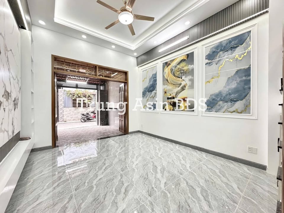 Nhà Quận 12 - Đường Lâm Thị Hố - Diện tích 61m² giá 5.1 tỷ - Thiết kế hiện đại, sẵn sàng ở ngay!