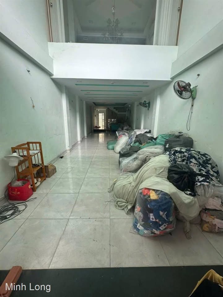 Nhà mặt tiền đường Trần Thị Năm, Tân Chánh Hiệp, quận 12 - 4 lầu, 16 triệu/tháng