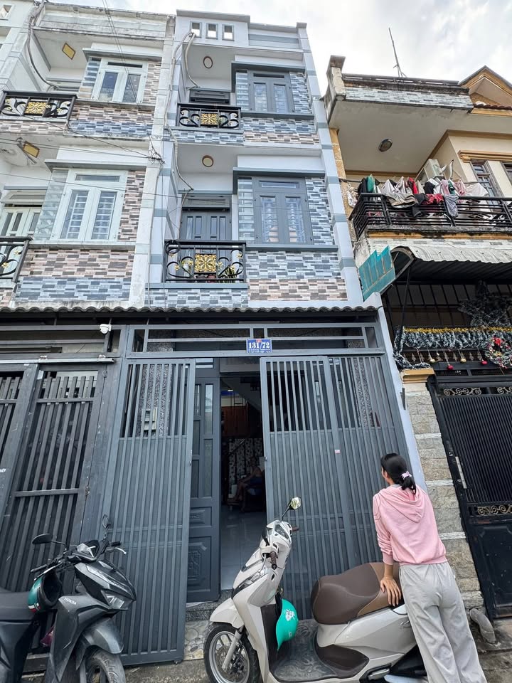 Nhà mặt tiền đường Tân Thới Hiệp 21, quận 12, 27.2m² - Sẵn sàng kinh doanh!