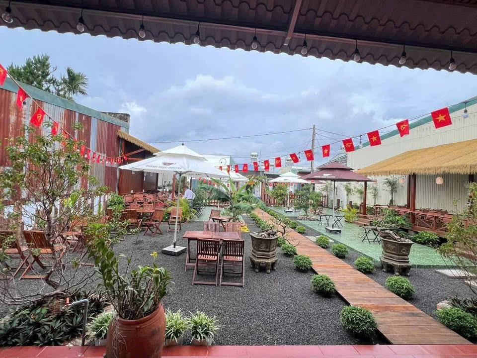 Đất nền Hẻm 256 Trường Chinh, Pleiku 420m² giá 4.7 tỷ - Sẵn sàng kinh doanh quán cà phê!