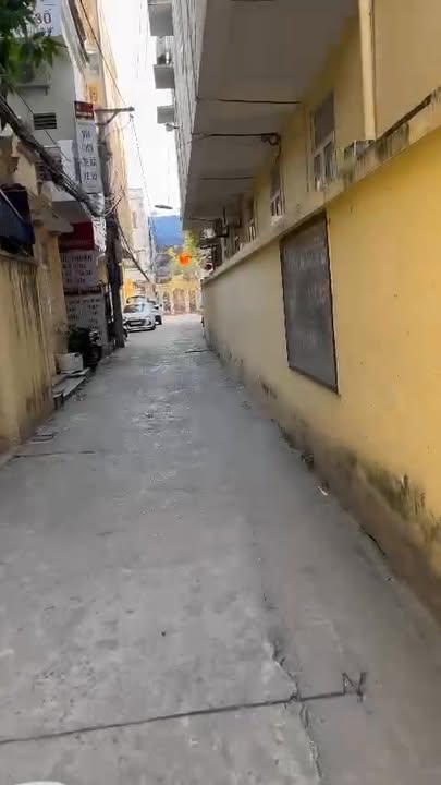 Nhà 2,5 tầng ngõ 88 Vị Xuyên 50.8m² giá 2.2 tỷ - Ô tô đỗ cửa 24/24!