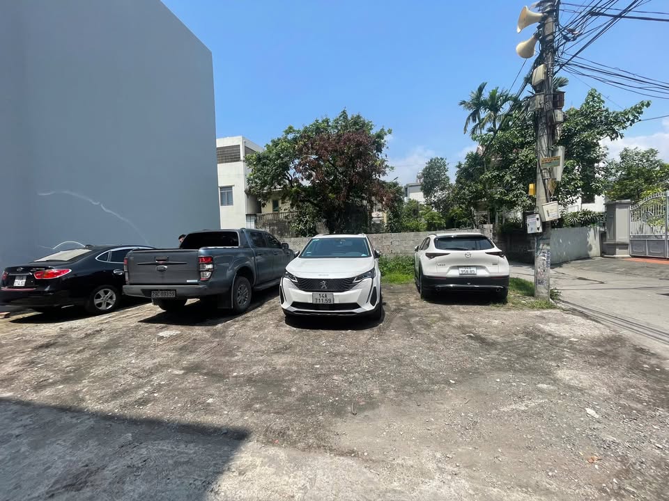 Đất mặt sau đường Tân Bình, Cẩm Bình 56m² giá 1.1 tỷ - Ô tô đỗ cửa, tiện ích xung quanh