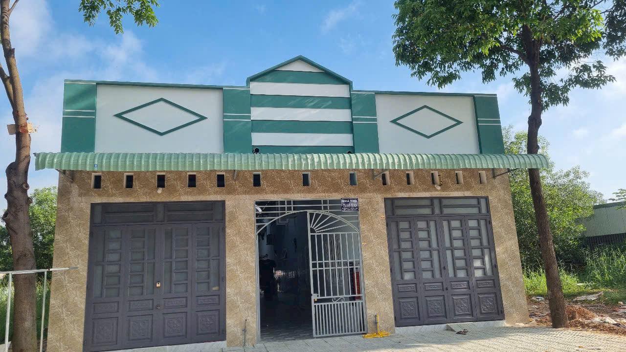 Cần bán nhà trọ tại Thới Hòa, Bến Cát, 300m² giá 5 tỷ - Đầu tư sinh lời hấp dẫn!