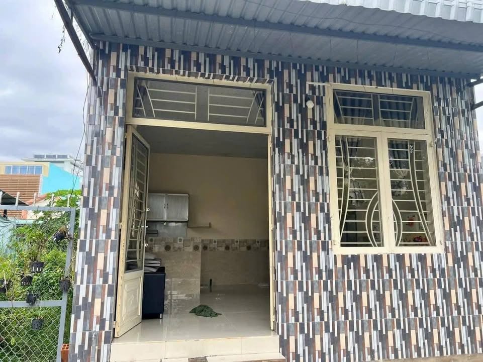 Nhà cho thuê Bình Khánh Long Xuyên 30m² - Phù hợp cho hộ gia đình nhỏ