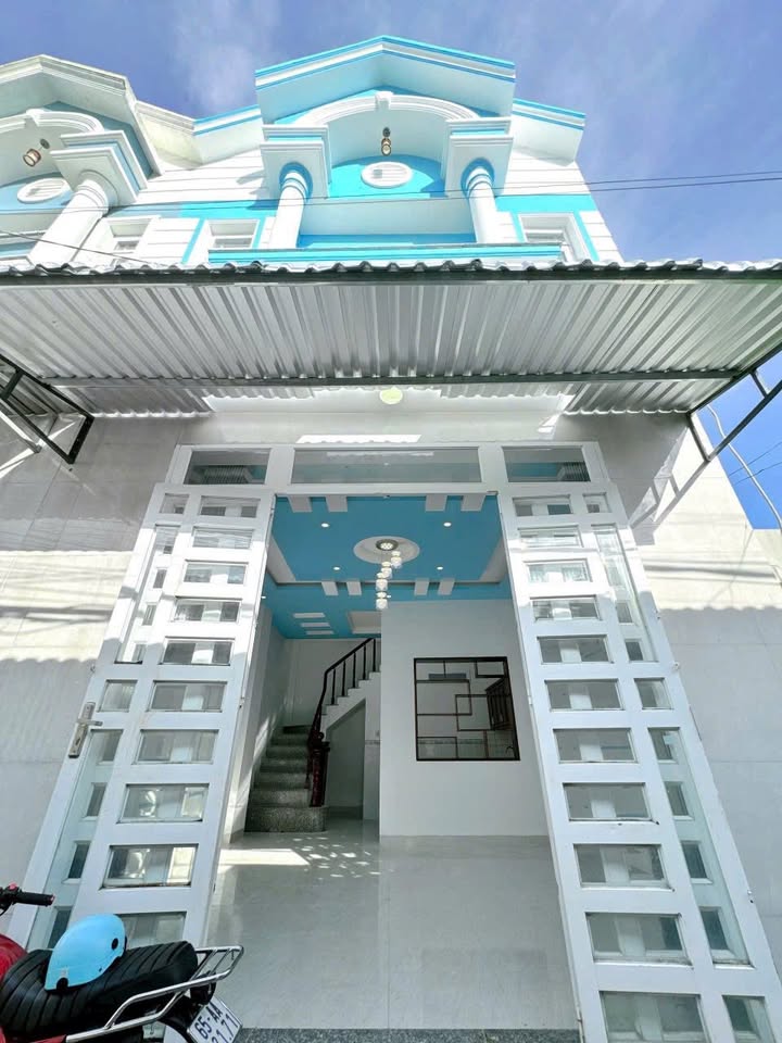 Nhà lầu 2 tầng Hẻm 156 Lê Anh Xuân, Cần Thơ 41.8m² giá 2.39 tỷ - Nhà mới đẹp vào ở ngay!