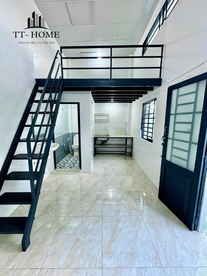 Phòng cho thuê Hẻm 51 Đường 3/2 Quận Ninh Kiều 25m² giá 2.3 triệu - Thích hợp ở lâu dài!