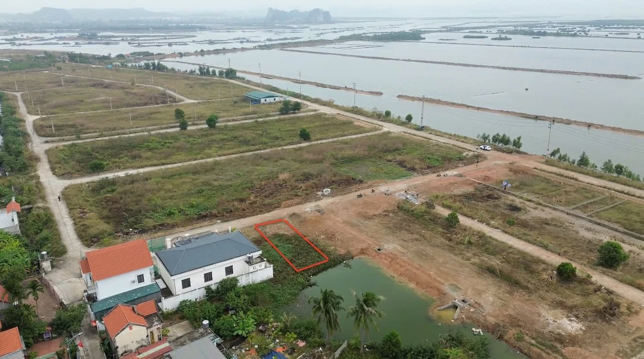 Đất nền phường Hà An 100m² giá 300 triệu - Hướng Nam, view biển tuyệt đẹp!