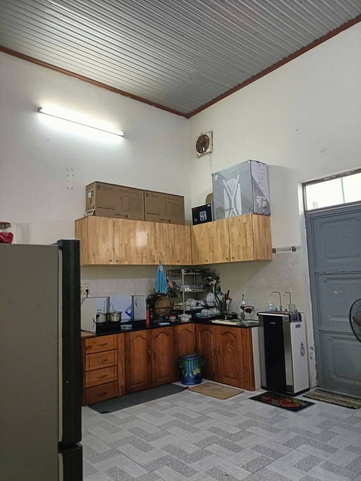 Nhà hẻm ô tô Trường Chinh 117.5m² giá 1.4 tỷ - Dọn vào ở ngay!