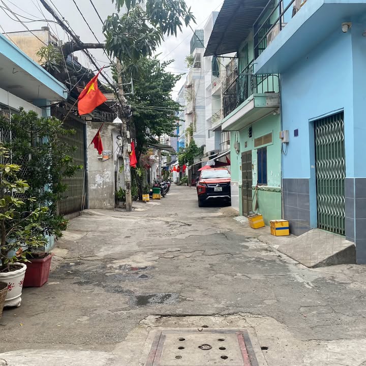 Nhà phố 3 tầng Lũy Bán Bích 70m² giá 6.999 tỷ - Gần trung tâm Tân Phú!