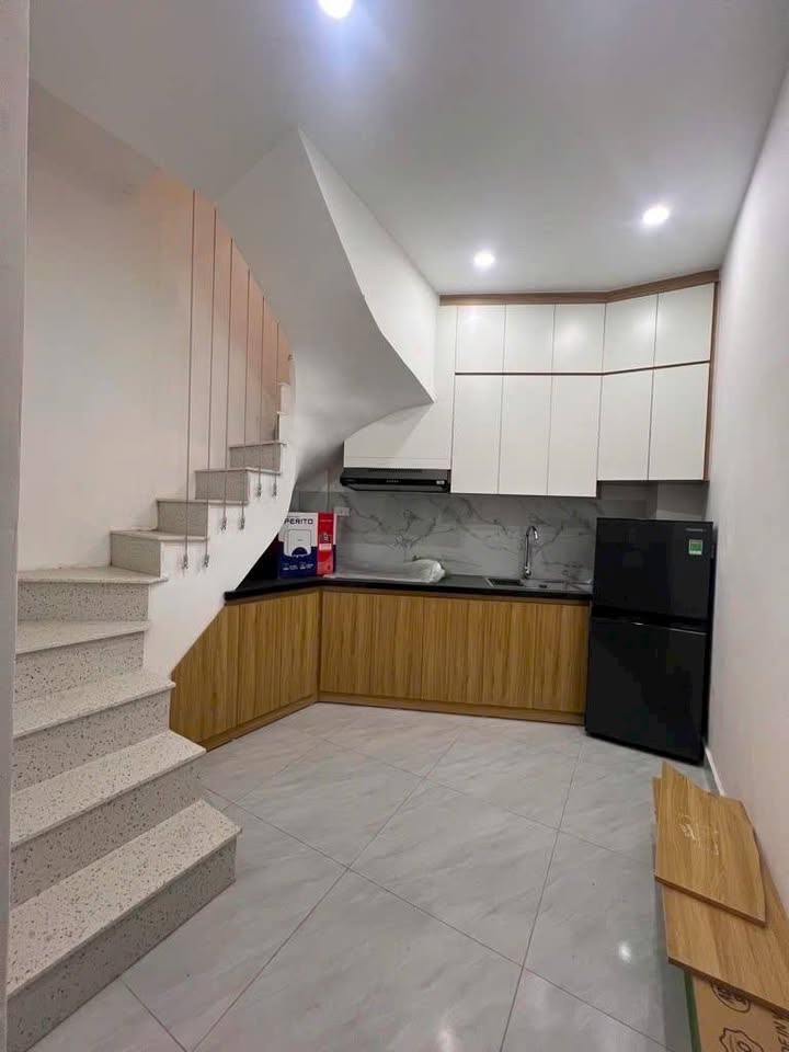 Nhà phố 5 tầng Trần Hưng Đạo, 10m² giá 2.9 tỷ - Đầu tư sinh lời ngay!