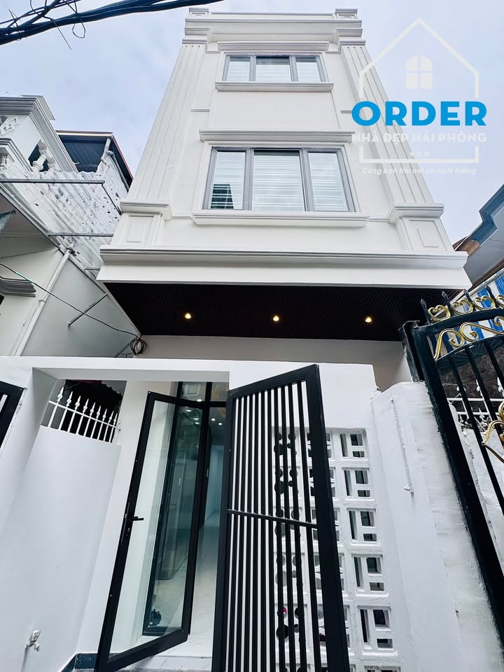 Nhà đẹp Lê Chân 50m² giá 3.55 tỷ - Lô góc siêu thoáng, hướng Nam mát mẻ!