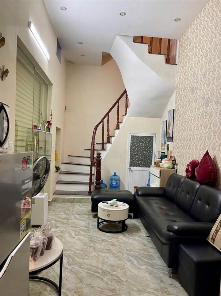 Nhà riêng 2 tầng đường Điện Biên Phủ, Bình Thạnh 30m² giá 4 tỷ - Sổ hồng chính chủ!