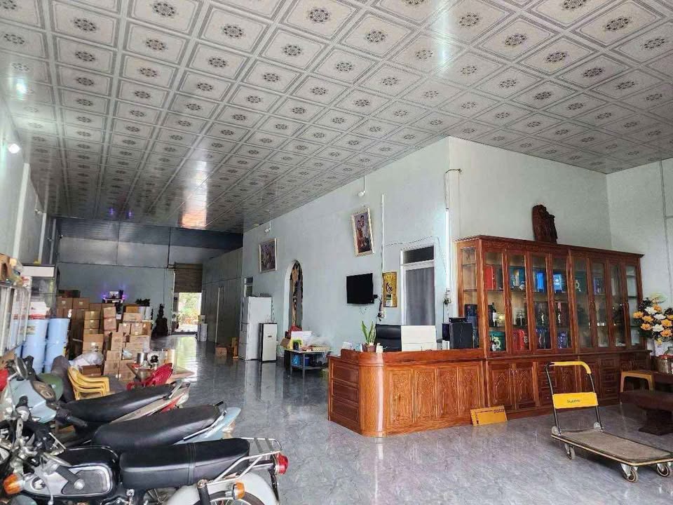 Nhà mặt tiền đường Hoàng Sa, P Diên Hồng 500m² giá 4.7 tỷ - Sẵn sàng vào ở!