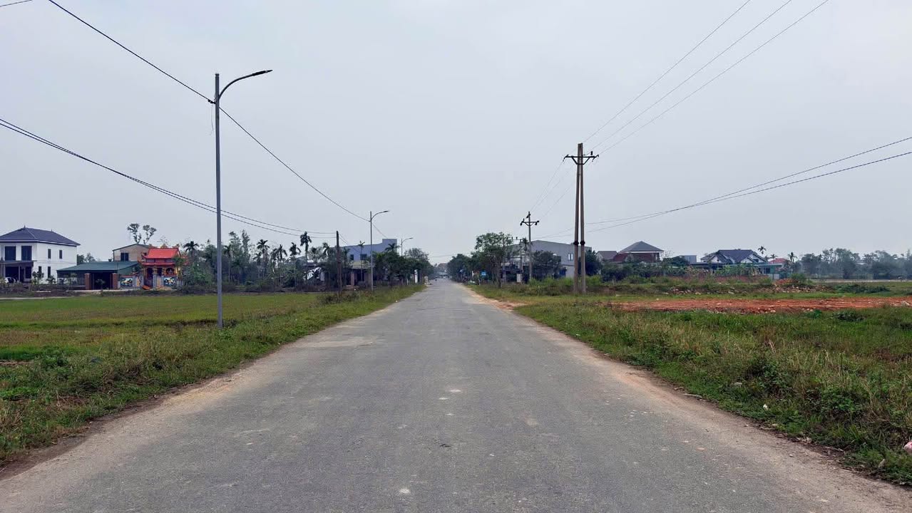 Đất nền thôn La Xá, xã Tân Lâm Hương 230m² giá chỉ 2.3 tỷ - Đầu tư tiềm năng!