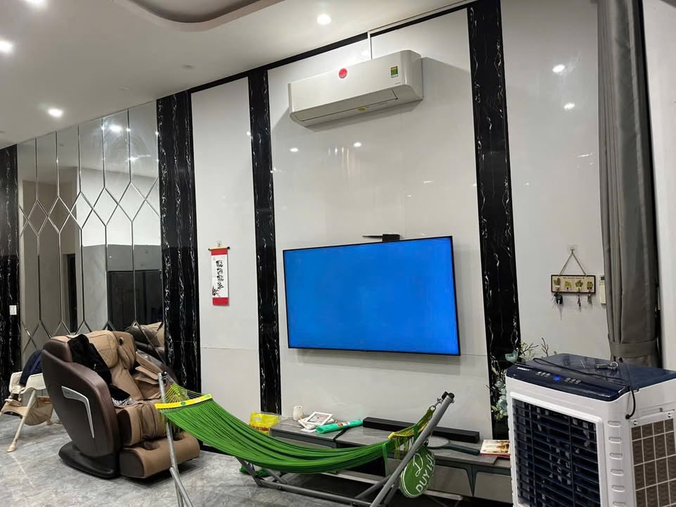 Nhà cấp 4 mặt tiền khu Gò Cát, 125m² giá 3.65 tỷ - Thiết kế hiện đại, sẵn sàng ở ngay!