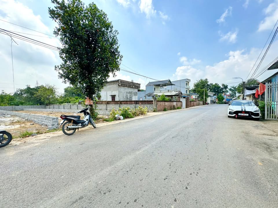 Đất nền Hoà Sơn, Lương Sơn 179m² giá 3 tỷ - Vị trí vàng kinh doanh!