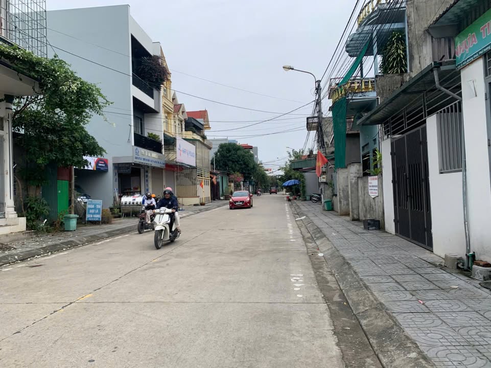 Đất mặt tiền đường Trần Quang Khải Ninh Sơn 60m² giá 4,XX - Kinh doanh thuận lợi!