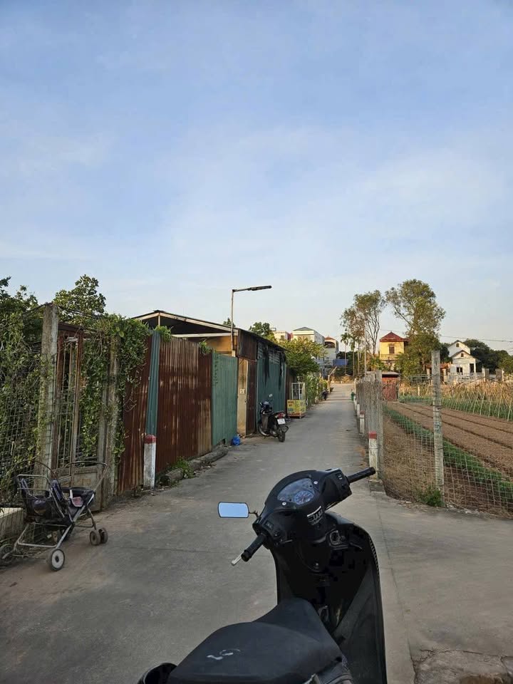 Đất Duyên Hà 639m² giá 2 tỷ - Sổ đỏ chính chủ, vị trí đẹp!