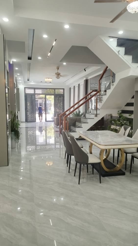 Nhà 4 tầng tại An Phú, Thuận An, 110m² giá 6.3 tỷ - Cơ hội đầu tư hiếm có!