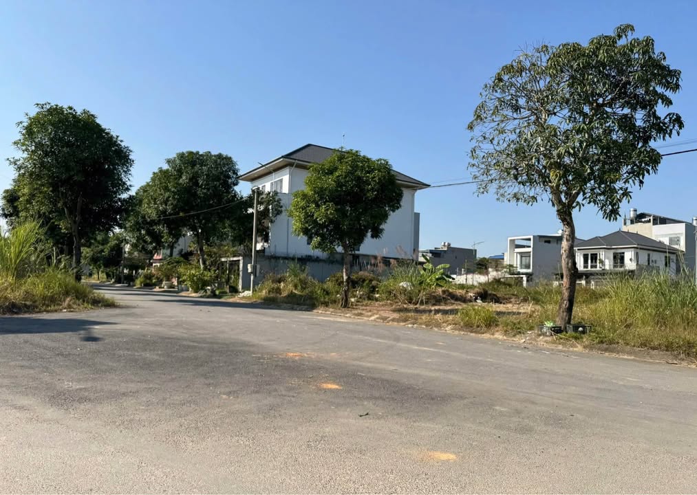 Lô đất biệt thự KĐT Hồng Thái 145m² giá 4 tỷ - Hàng hiếm 2 mặt tiền