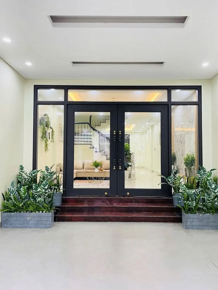 Nhà 5 tầng Miêu Nha, Xuân Phương 36m² giá 5 tỷ - Ngõ nông, chờ thang máy!