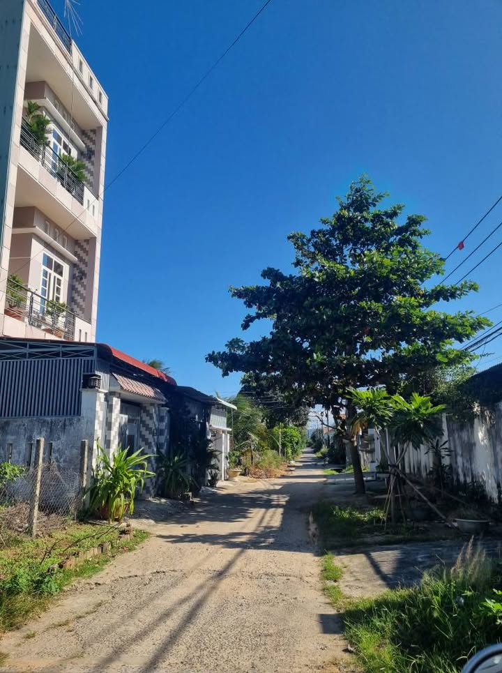 Đất mặt đường Nguyễn Khuyến, Thắng Lợi, Kon Tum 228m² - Giá thỏa thuận hấp dẫn!