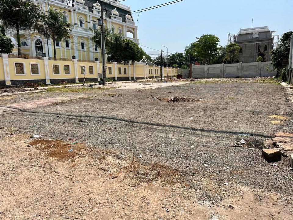 Đất nền mặt tiền Quốc Lộ 14, Hưng Long, 1100m² - Cơ hội đầu tư sinh lời!