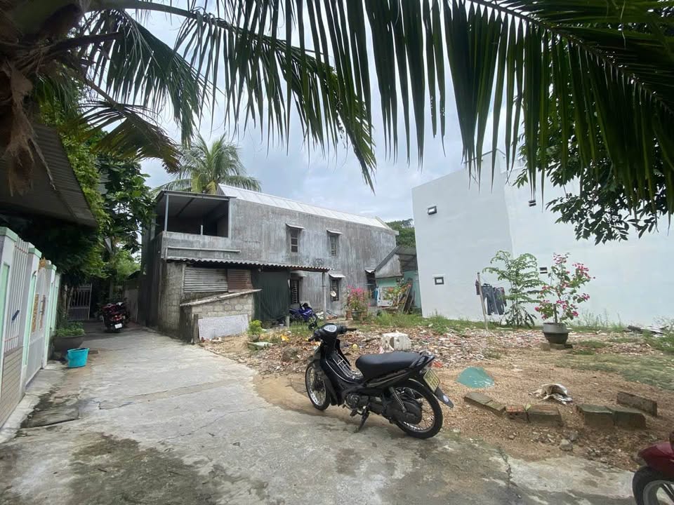 Đất kiệt ô tô Nguyễn Khoa Chiêm 53.5m² giá 1.4 tỷ - Vị trí cao ráo, chính chủ!