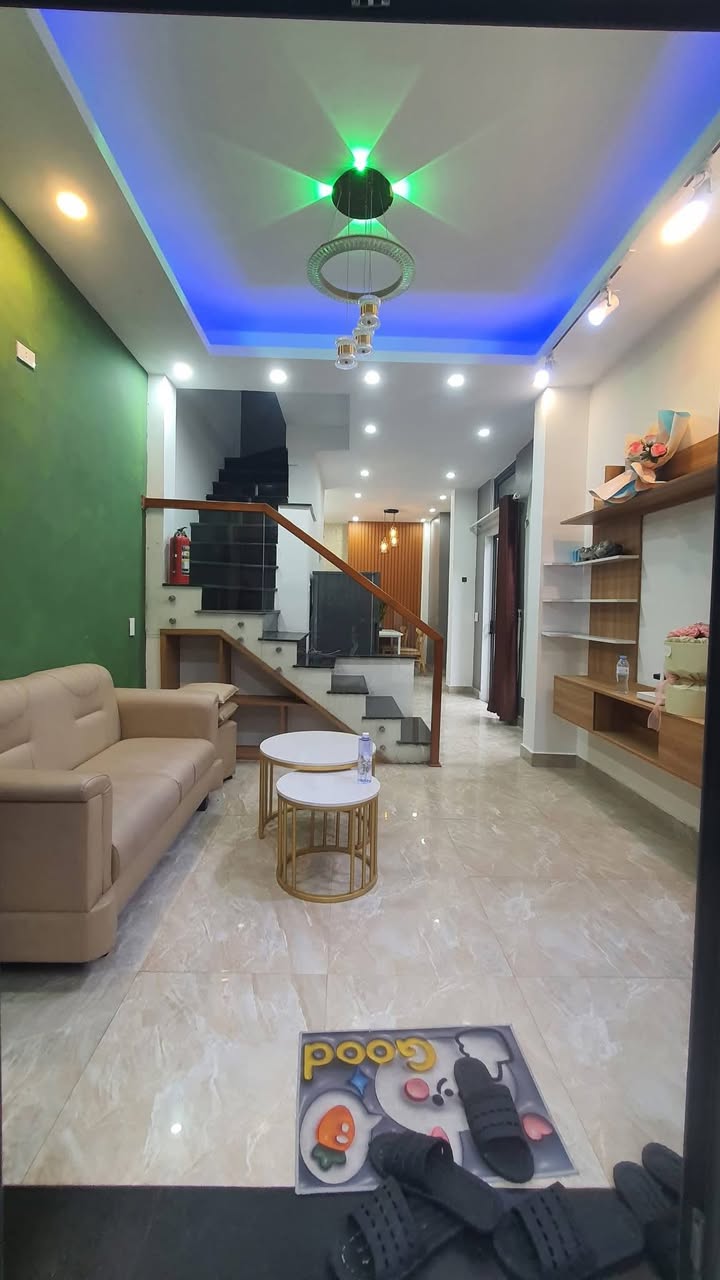 Nhà 3 tầng lô góc 36.4m² Đà Nẵng giá chỉ 3.9 tỷ - Sẵn sàng vào ở ngay!