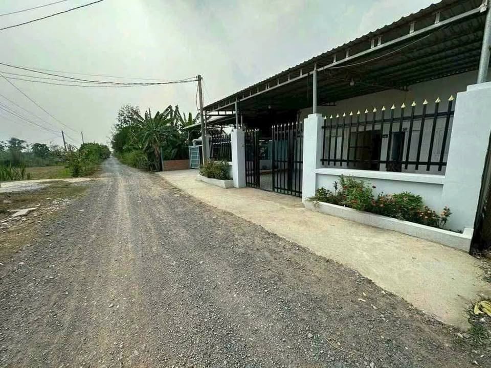 Nhà nghỉ chính chủ tại Mỹ Thạnh Bắc, Đức Huệ 572m² giá 3.5 tỷ - Đầu tư sinh lời ngay!