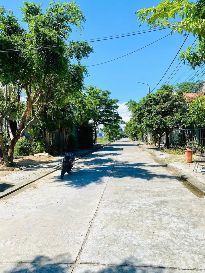 Bán đất Khu Hải Quan Điện Nam 90m² giá 2.2 tỷ - Pháp lý rõ ràng, sẵn sàng xây dựng!