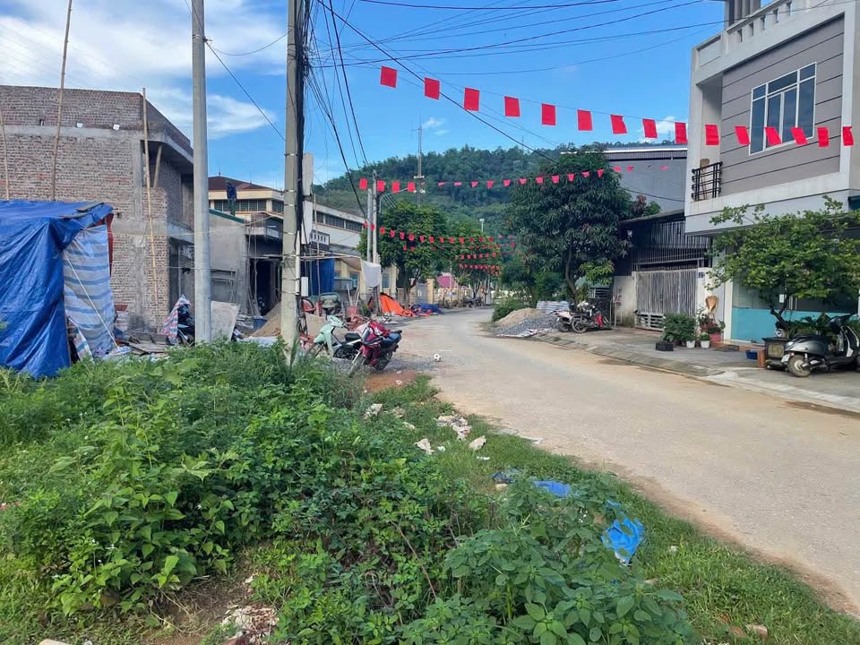 Lô đất mặt tiền N6, phường Cam Đường, 88m² giá chỉ 1.x tỷ - Tiềm năng sinh lời cao!