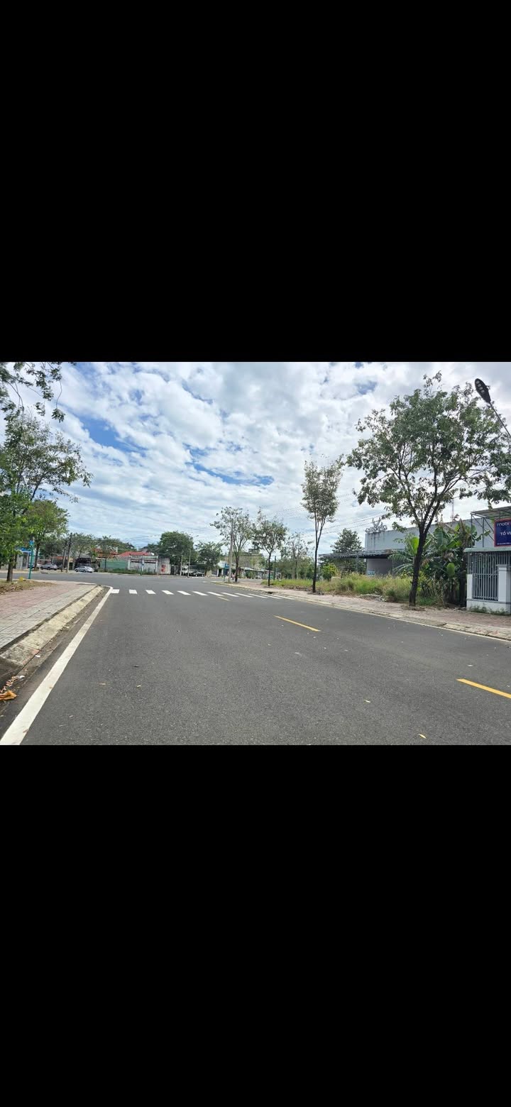 Đất nền đường Hàm Nghi, Tân Phú 257m² giá 4 tỷ - Vị trí đẹp, sổ hồng chính chủ!