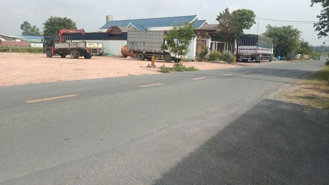 Đất mặt tiền Trần Văn Chẳm, Củ Chi 380m² giá 7.45 tỷ - Vị trí kinh doanh đắc địa!