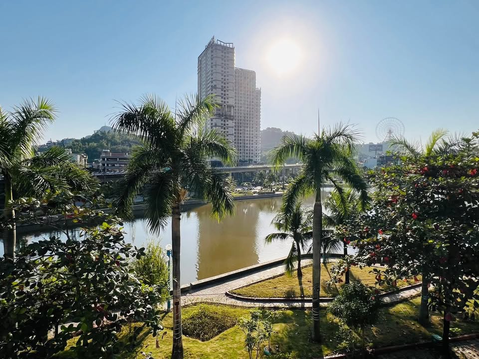 Nhà 3 Tầng View Hồ Yết Kiêu - 75m² giá 10.2 tỷ - Sổ đỏ chính chủ!