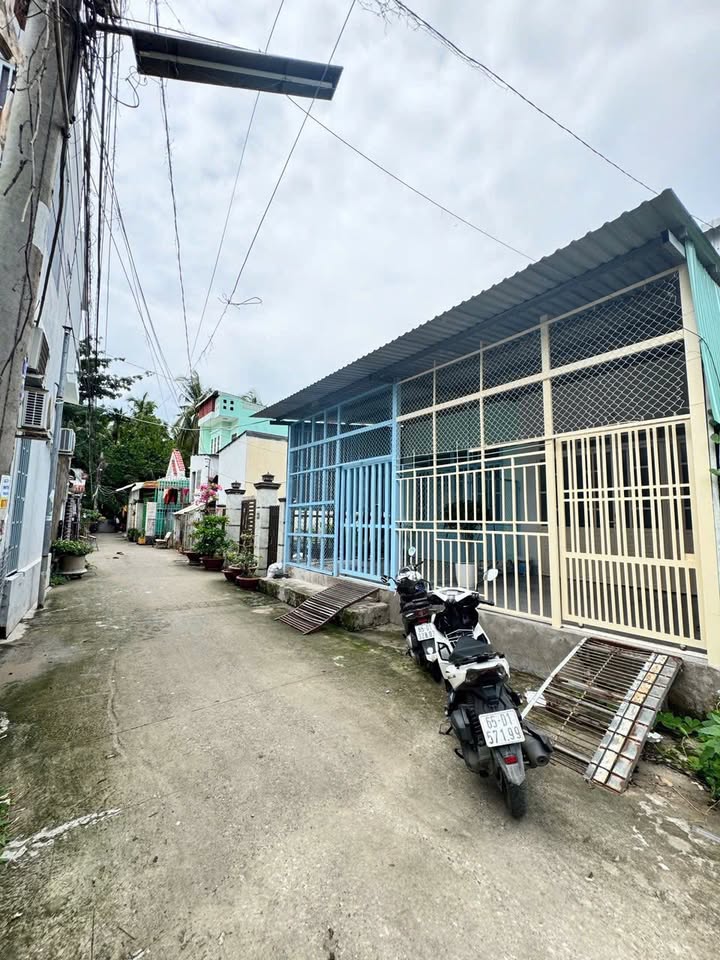 Đất nền tặng nhà cấp 4 tại An Thới, Bình Thủy - Diện tích 106,2m² chỉ 1,95 tỷ!