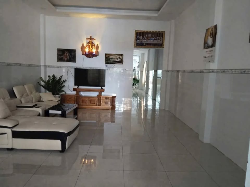 Nhà cấp 4 Tân Thạnh Đông 254m² giá 3 tỷ - Không thể bỏ lỡ!