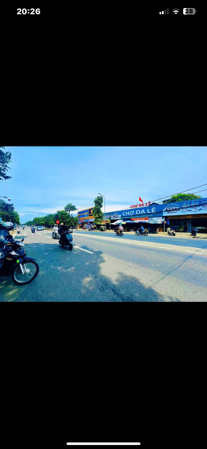 Đất nền góc 2 mặt tiền Nguyễn Duy Cung, 127.2m² chỉ 1.1 tỷ - Cơ hội đầu tư tốt!