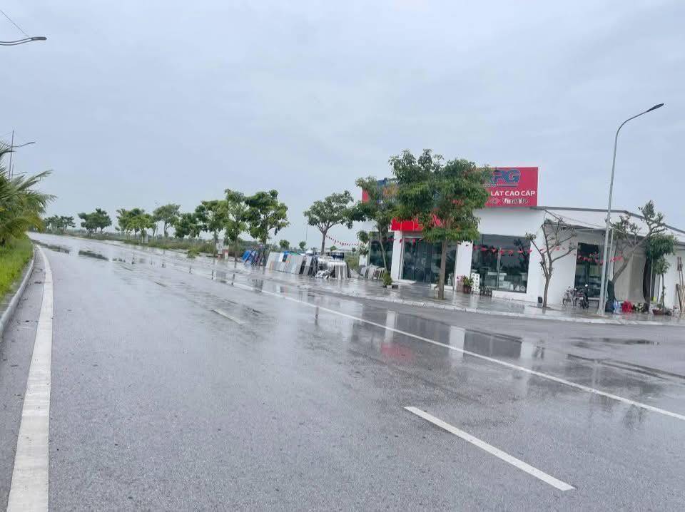 Đất nền Hoằng Lưu 133,5m² giá 2 tỷ - Đường lớn kinh doanh tiềm năng!