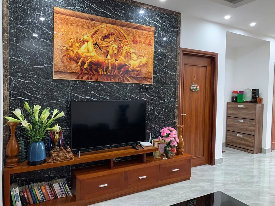 Căn hộ Golden City 6A Lý Tự Trọng 65m² giá 2 tỷ - Nội thất đầy đủ, view đẹp!