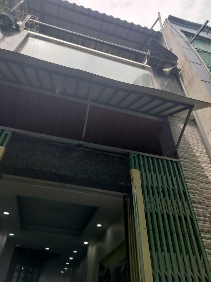 Nhà hẻm 266 Lê Trọng Tấn, Quận Tân Phú, 30m² giá 4 tỷ - Nhà mới đẹp, vào ở ngay!