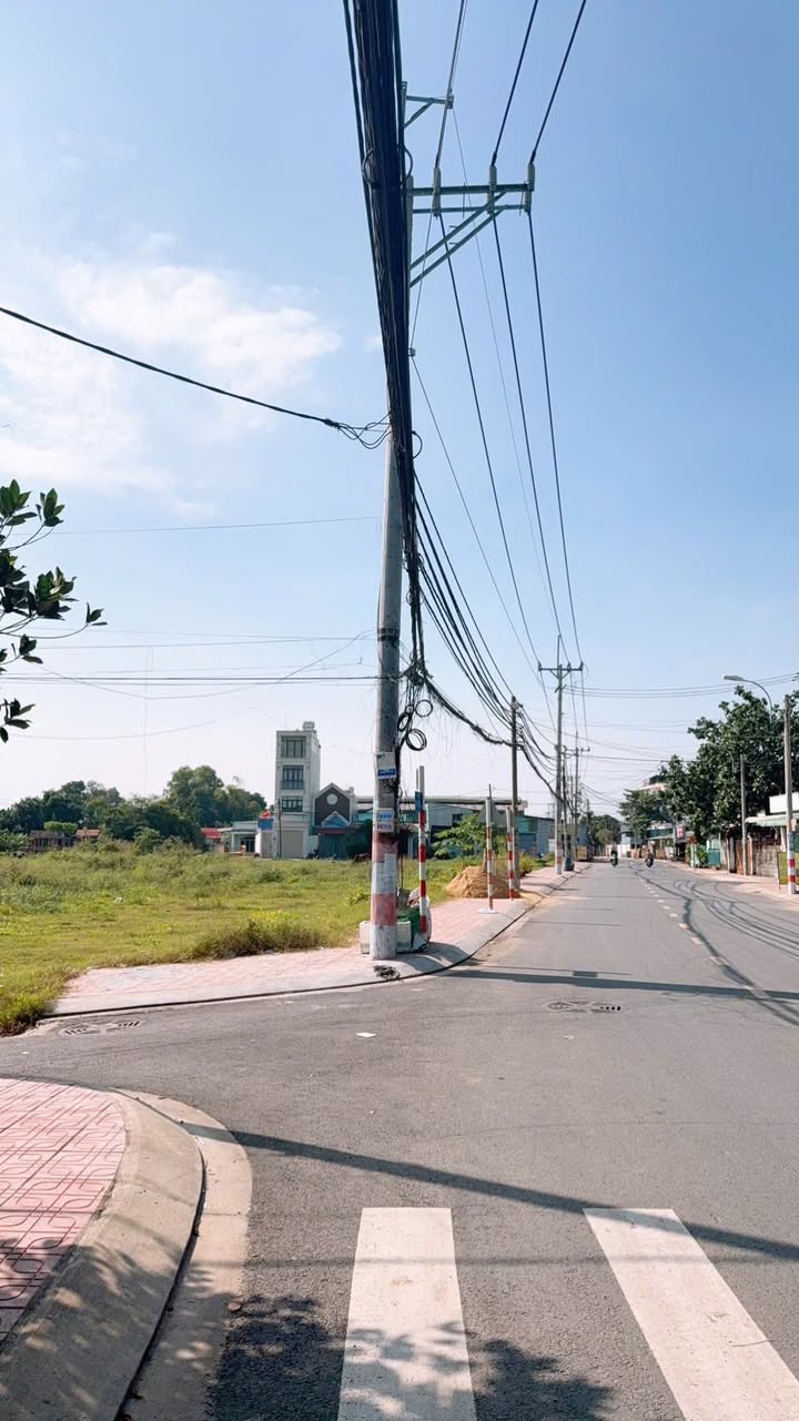 Đất mặt tiền kinh doanh Xuân Thới Sơn 143m² giá 4.4 tỷ - Cơ hội đầu tư tuyệt vời!