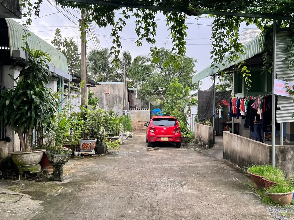 Dãy nhà trọ Ấp 7, An Phước, Long Thành 270m² giá 3 tỷ - Đầu tư sinh lời ngay!