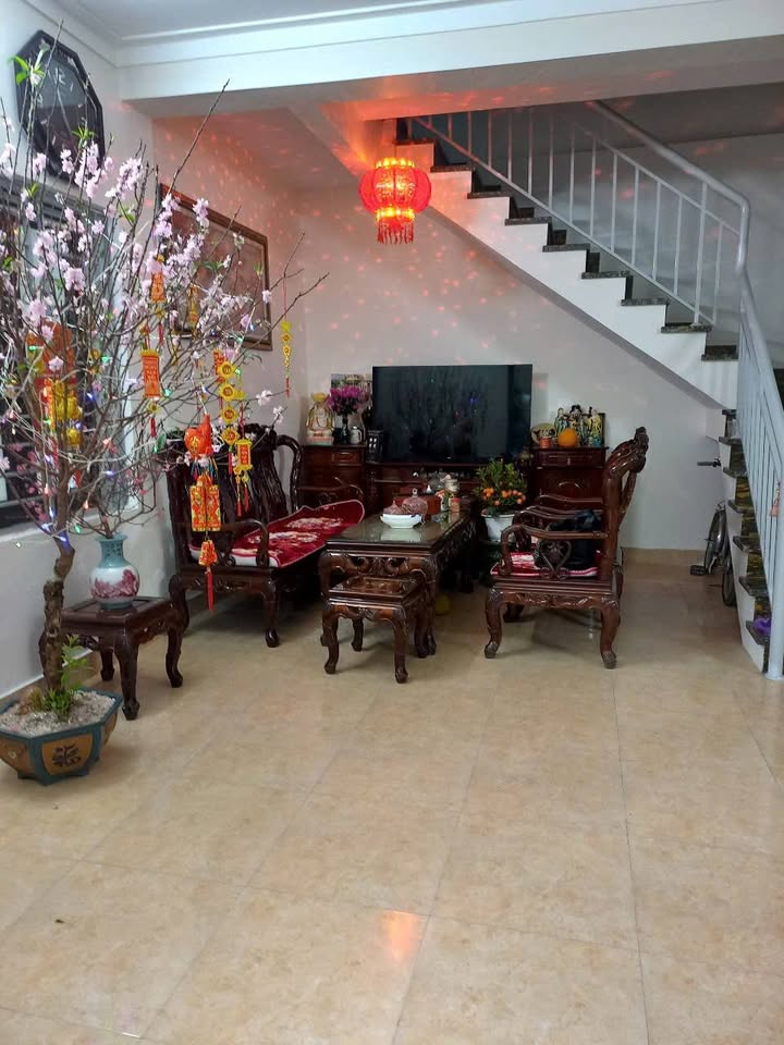 Nhà góc 2 mặt tiền Trần Nhật Duật, Nam Ngạn 43m² giá 2.5 tỷ - Cơ hội đầu tư hiếm có!