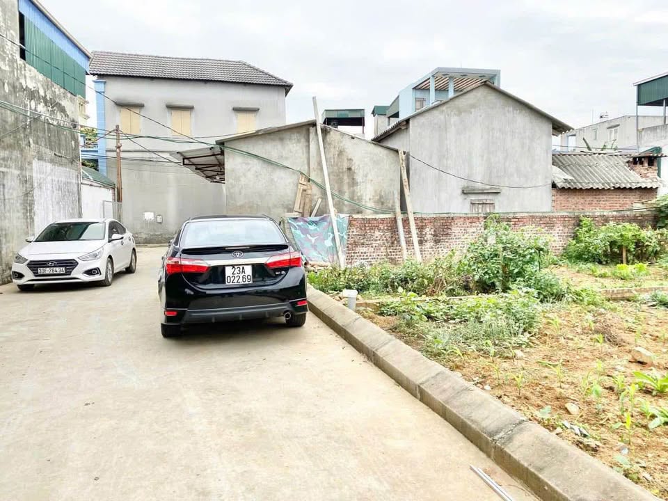 Đất nền Hạ Bằng Thạch Thất 80m² giá thỏa thuận - Vị trí đắc địa, tiện ích đầy đủ!