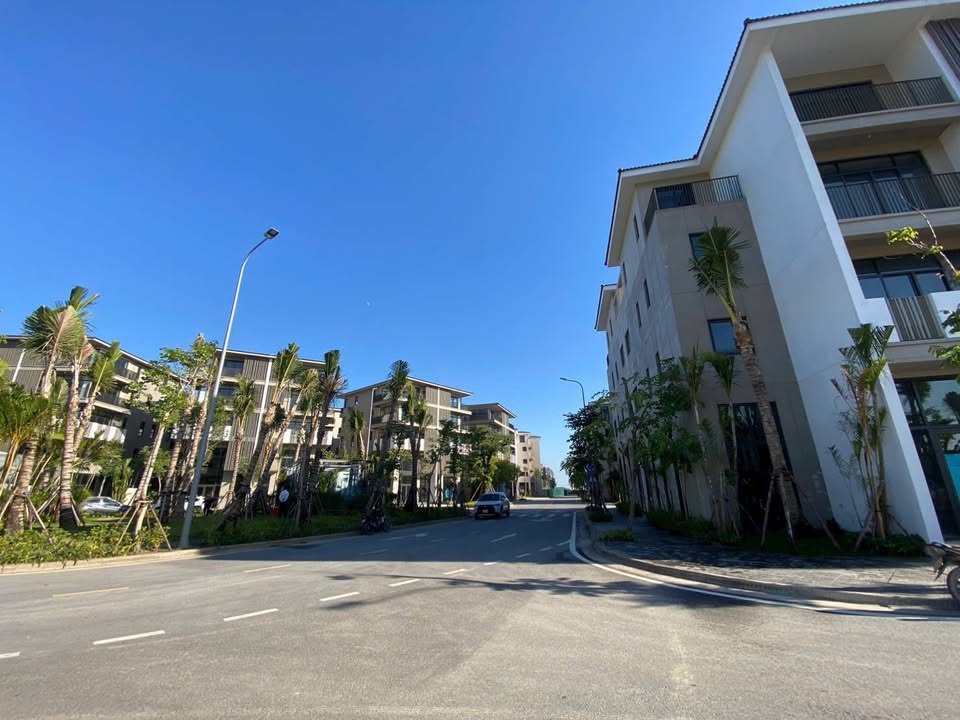 Townhouse Horizon Bay Hạ Long 84,51m² giá 10,7 tỷ - Sát biển, sổ lâu dài!