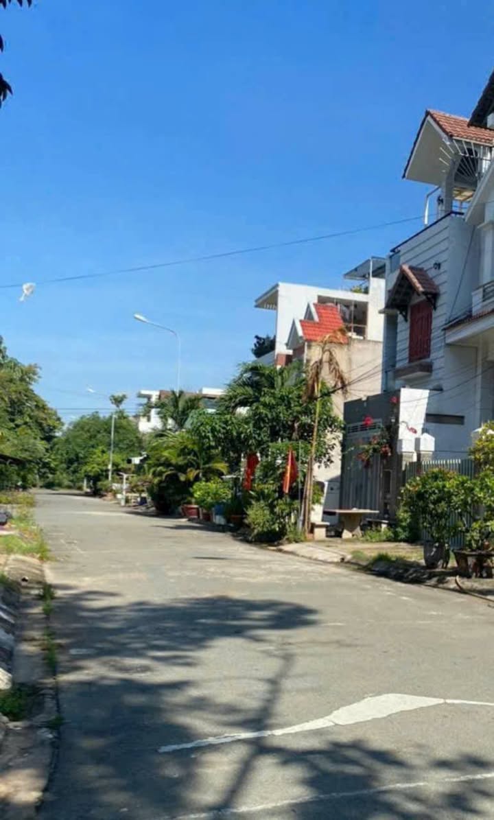 Đất nền Khu Tái Định Cư Long Sơn 102m² giá 4.3 tỷ - Cơ hội đầu tư hấp dẫn!