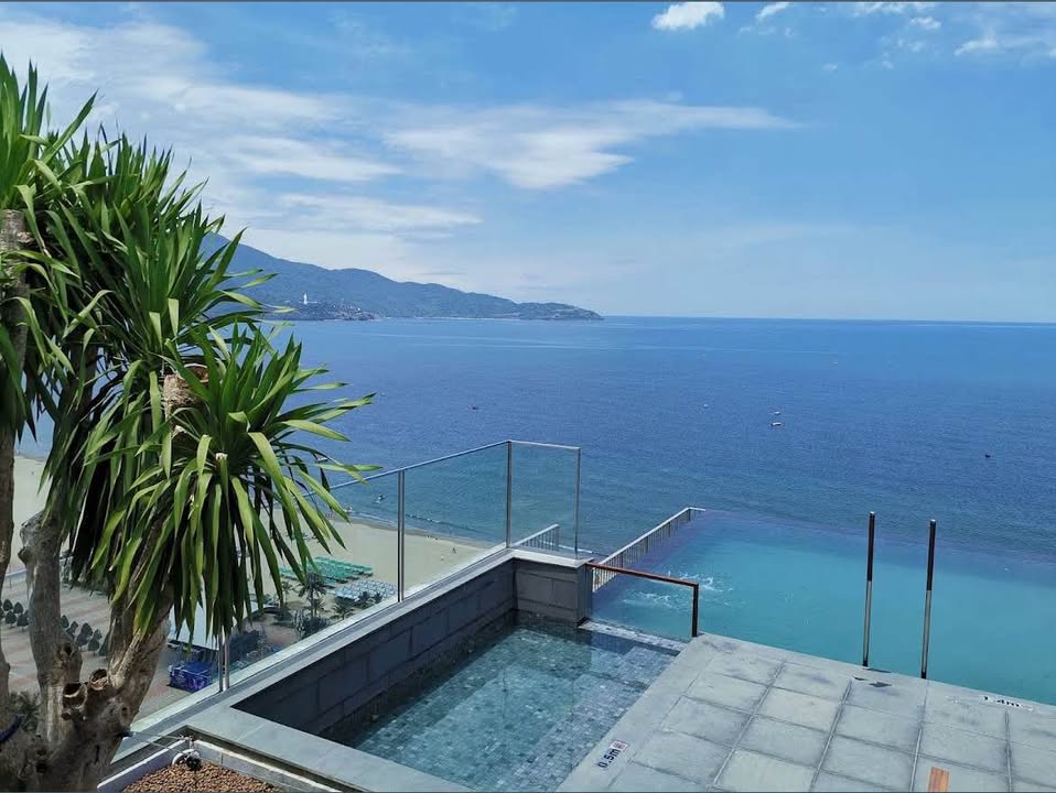 Khách sạn 4★ mặt tiền Võ Nguyên Giáp 700m² - Đầu tư sinh lời ngay!